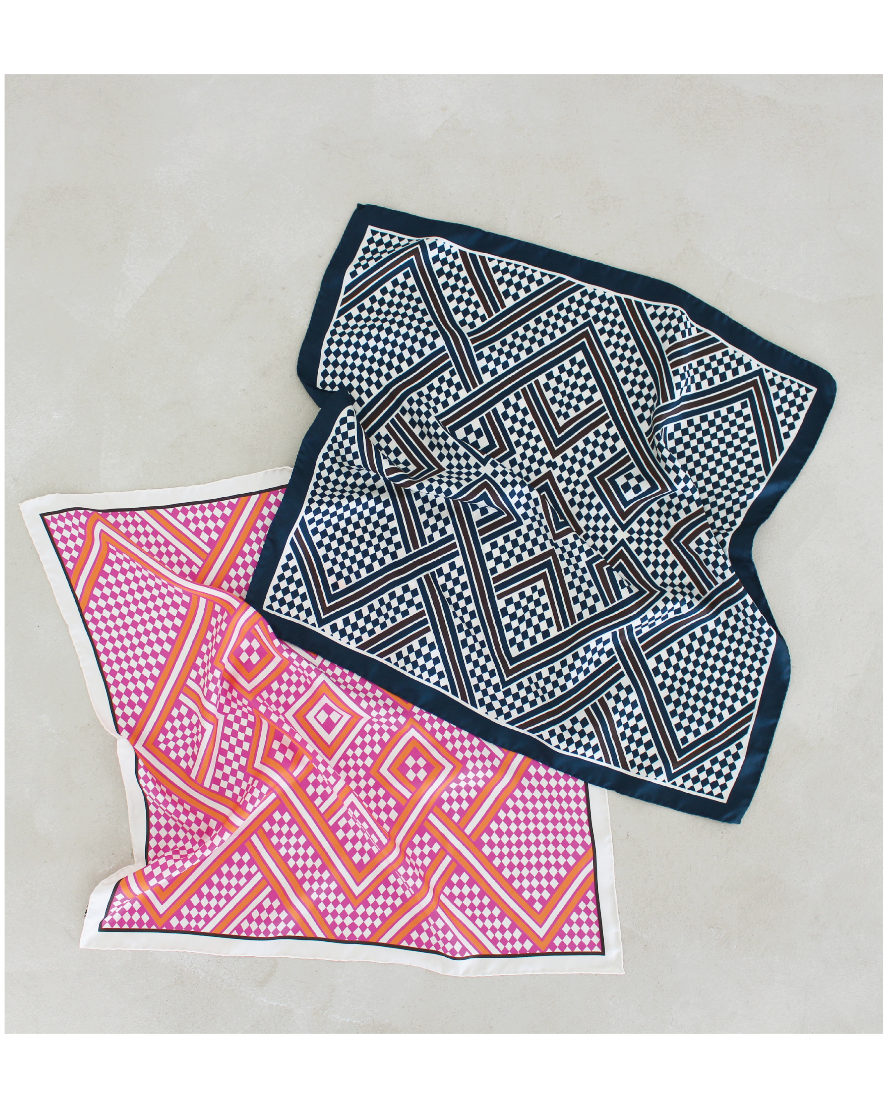 Lisu Ya Mokonzi Silk Scarf | Pink 60cm