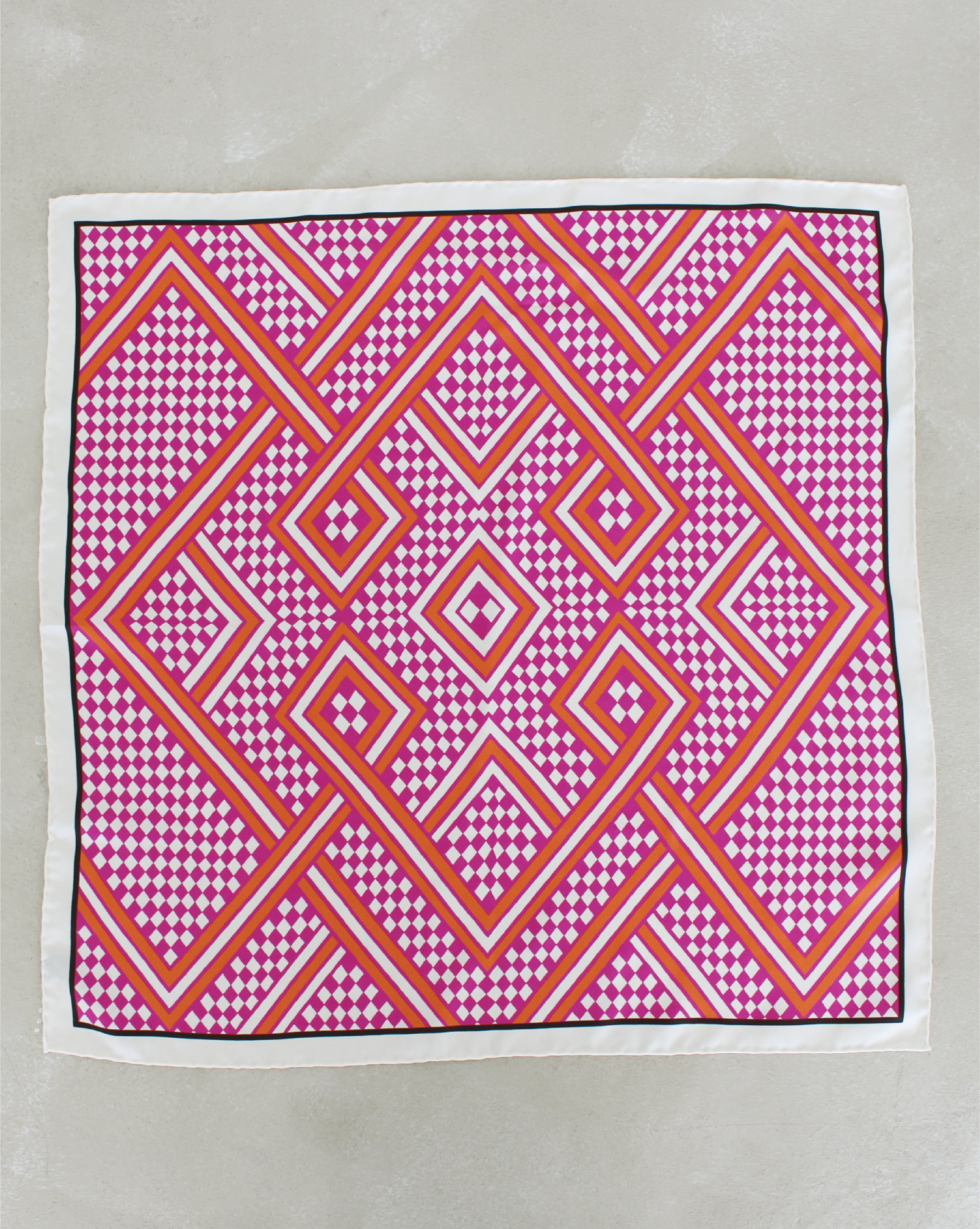 Lisu Ya Mokonzi Silk Scarf | Pink 60cm