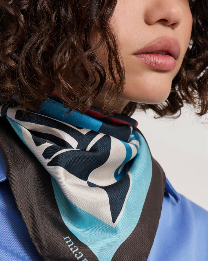 Nzelá Ya Bantou Silk Scarf | Blue 90cm