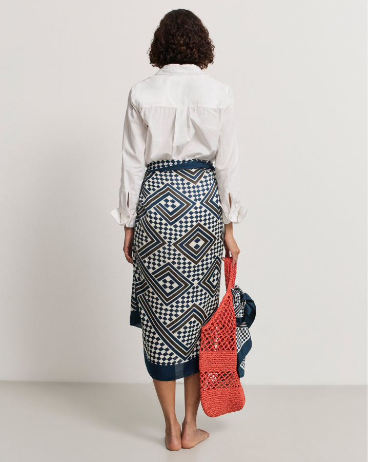 Lisu Silk Sarong | Navy